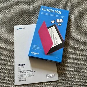 New Kids Kindle & Screen Protector Bundle